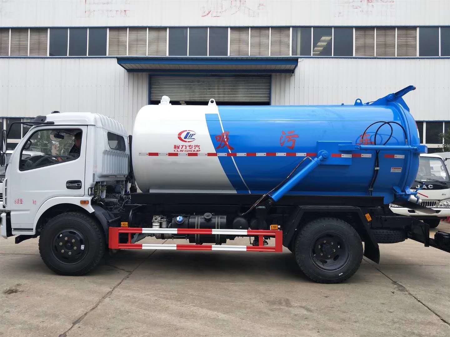 东风8吨吸污吸粪车化粪池掏粪车配置介绍